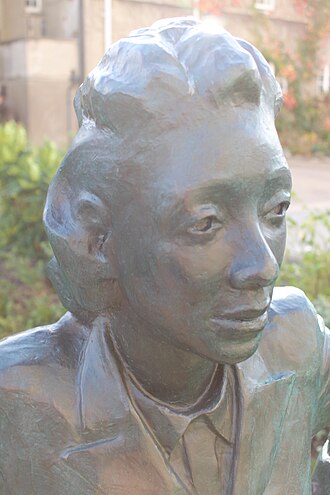 Statue of Henrietta Lacks at Royal Fort Gardens, Bristol